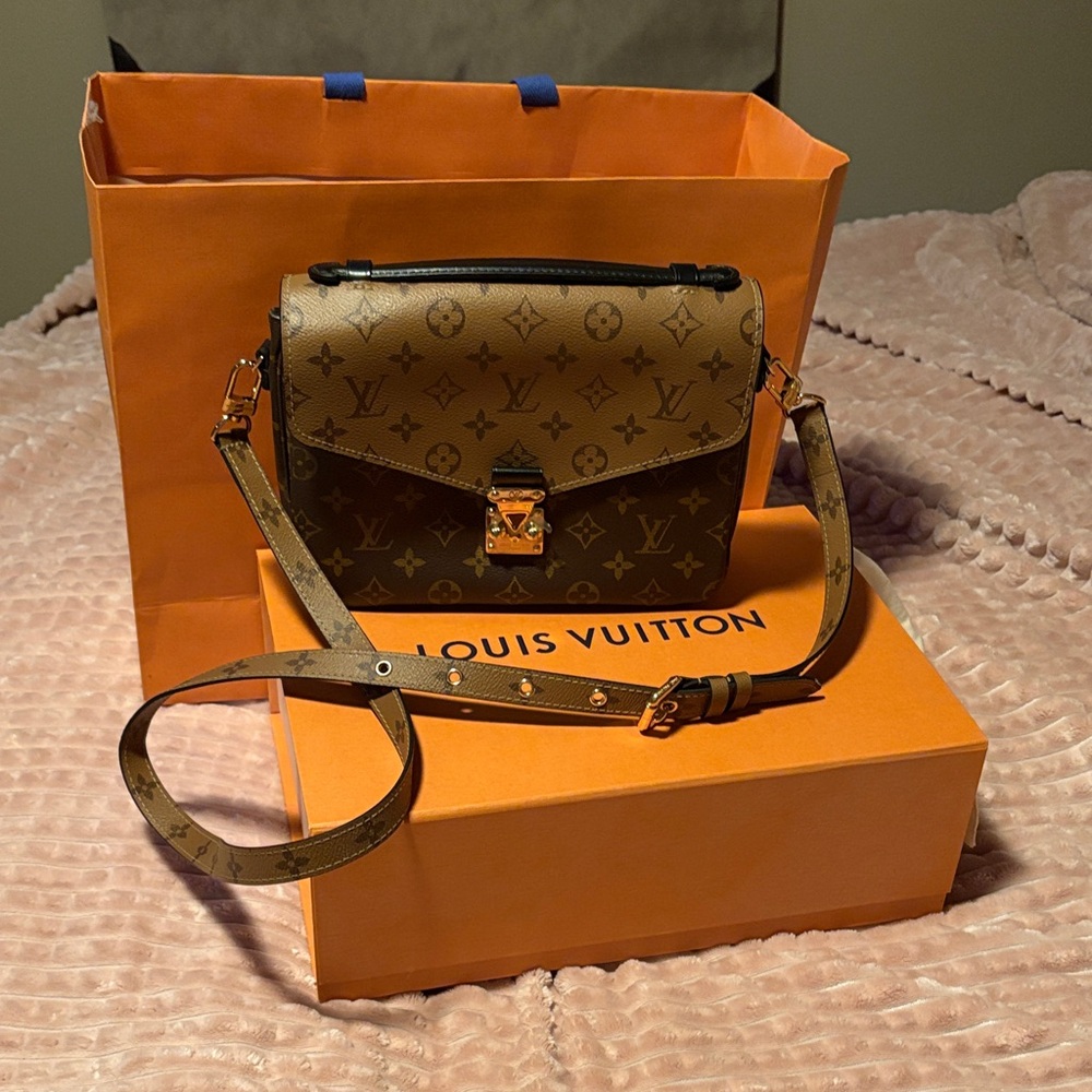 Louis Vuitton Pochette Métis Monogram 🎀 😍